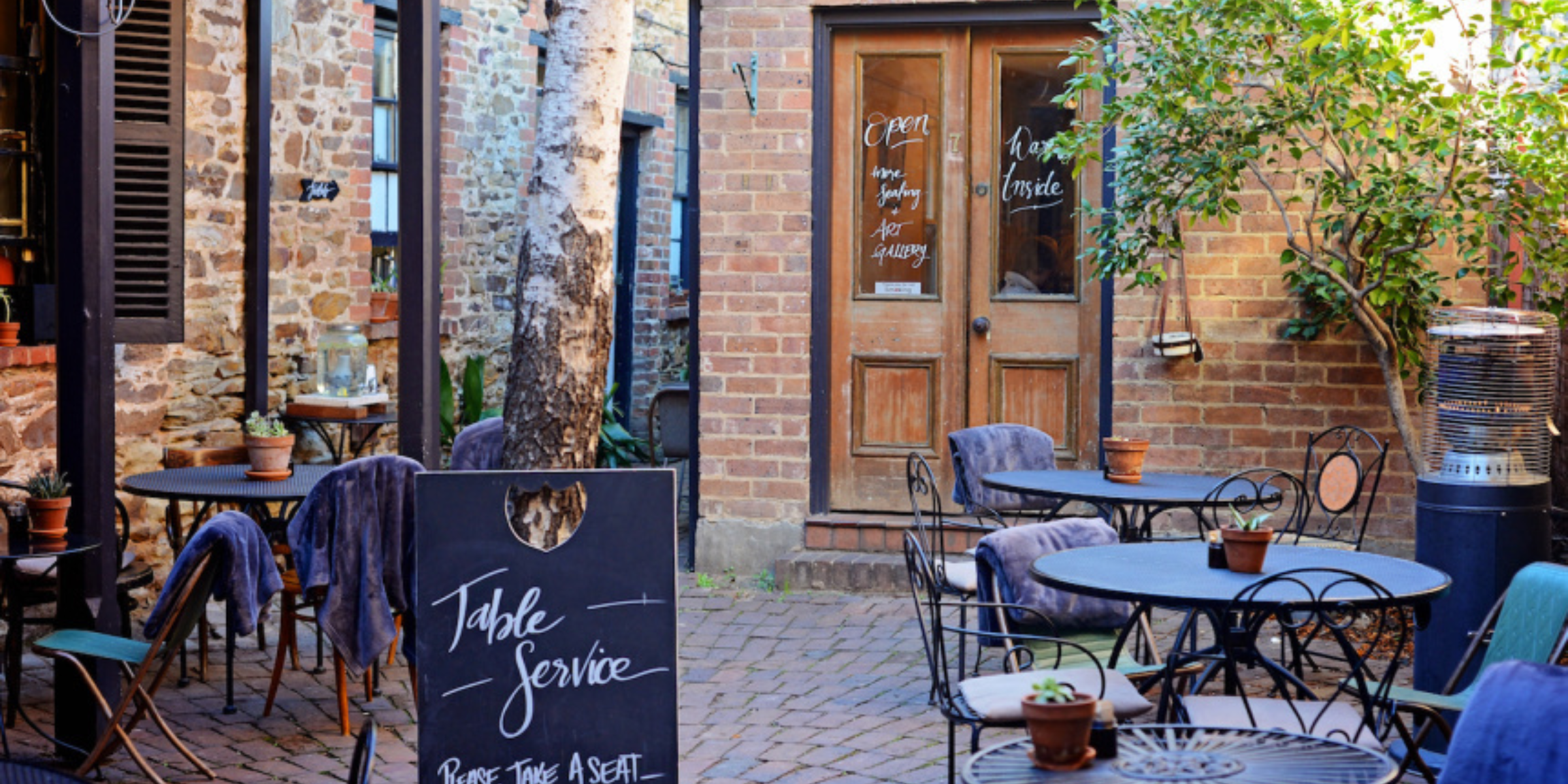 What are the best food experiences in Mudgee?