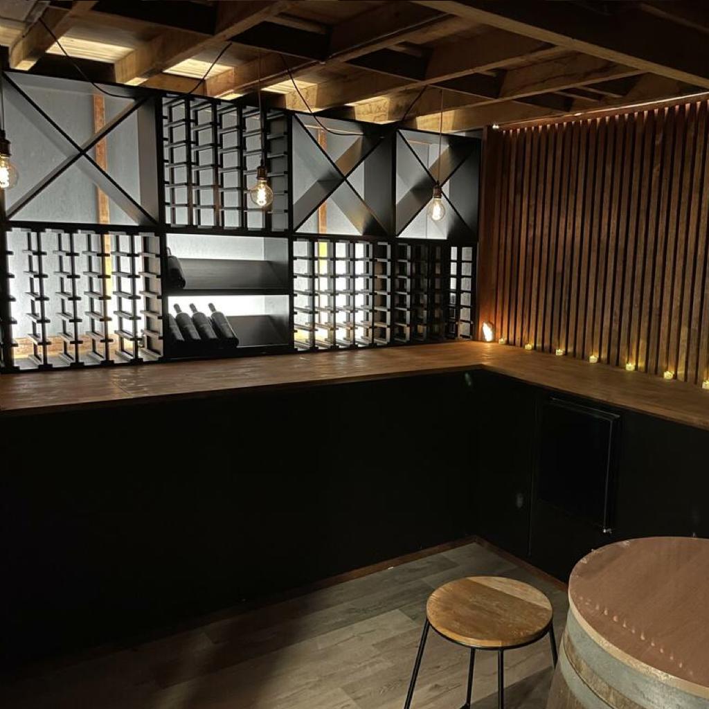 14 Bottle Display Wine Cube | 18mm Thick